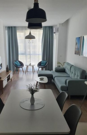 Onix Blue 17 - Mamaia Nord